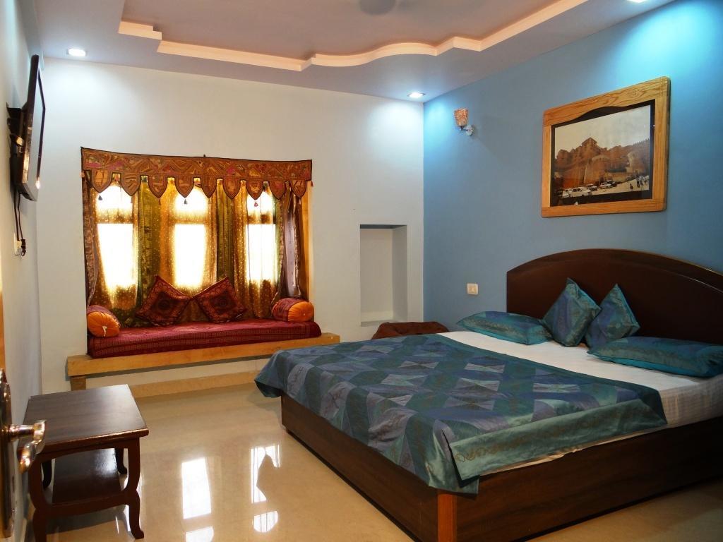 Hotel Manglam Jaisalmer Bagian luar foto